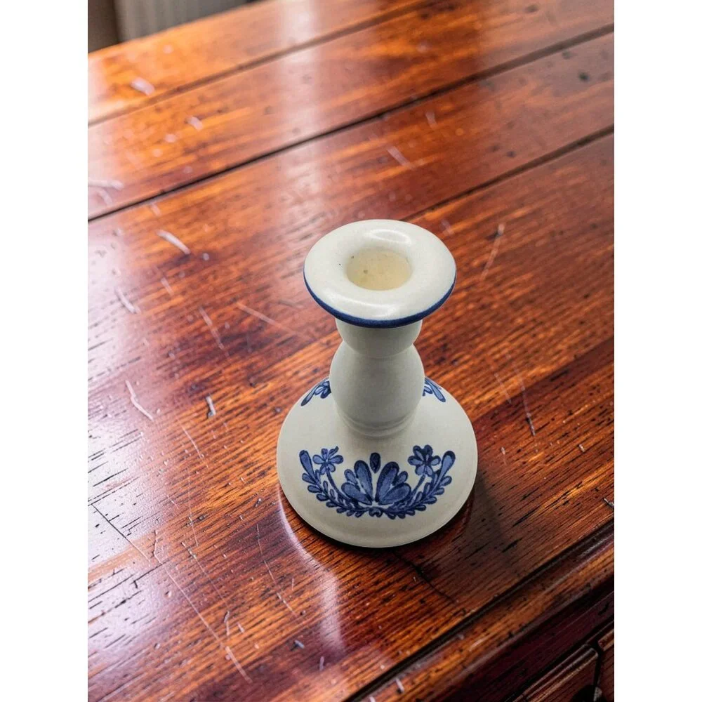 Vintage Platzgraff Yorktowne Ceramic Blue & White Floral Candle Holder - Picture 7 of 16